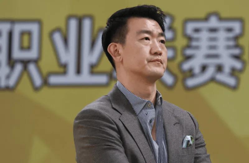 开云入口-广厦胜青岛发布会！王博满意全队，刘维伟提双外伤病给予小将锻炼